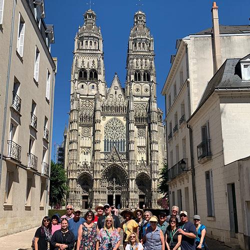 France tours group photo