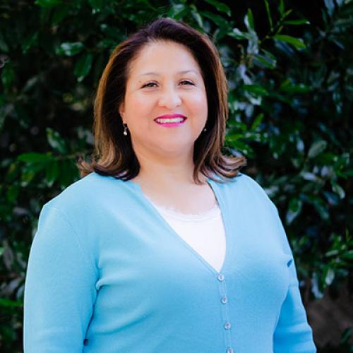 Photo of Elizabeth Torres
