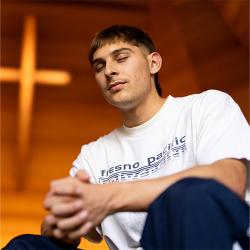 Photo of FPU student praying