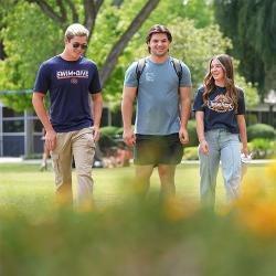 FPU students walking outside